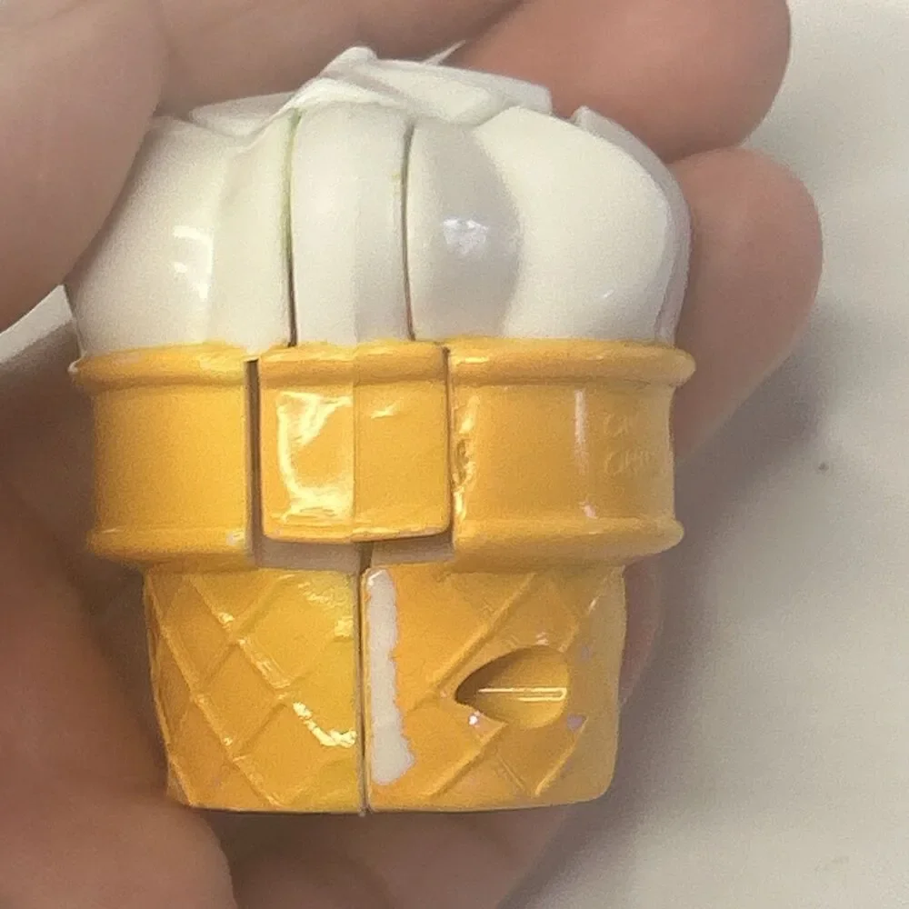 1988 McDonalds Transformer toy, Ice Cream cone, fun collectible plastic toy